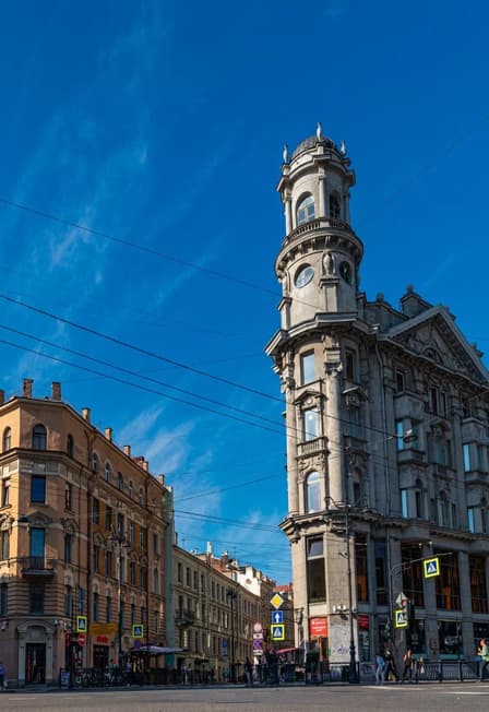 Тайны дворов и парадных + квартира трех эпох