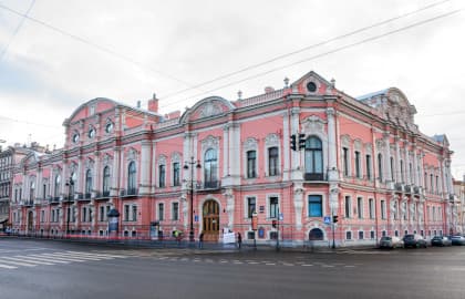 Экскурсия по парадным залам Дворца Белосельских-Белозерских
