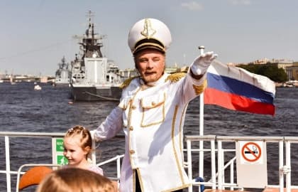 Театрализованная экскурсия «Врунгель-шоу на Неве»