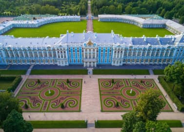 Пушкин. Два дворца: Екатерининский дворец и  Александровский дворец