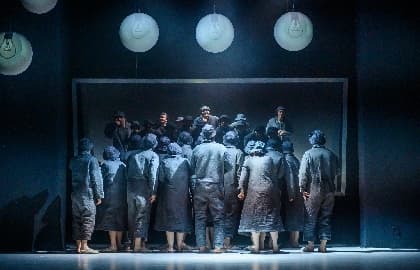Спектакль «Танго, упавшее в небо»