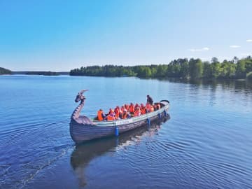 Сквозь водопады и века: Хаски, драккар и форель на ладожских берегах